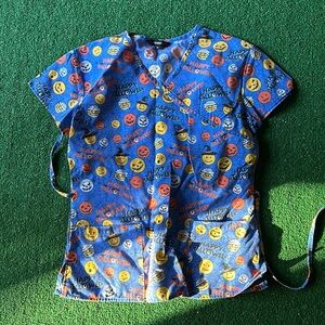 Happy Halloween themed XS scrub top!